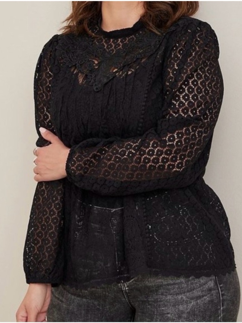 Torrid 🖤🖤🖤 Black Mixed Lace Long Sleeve Blouse - 1/1X (14-16)